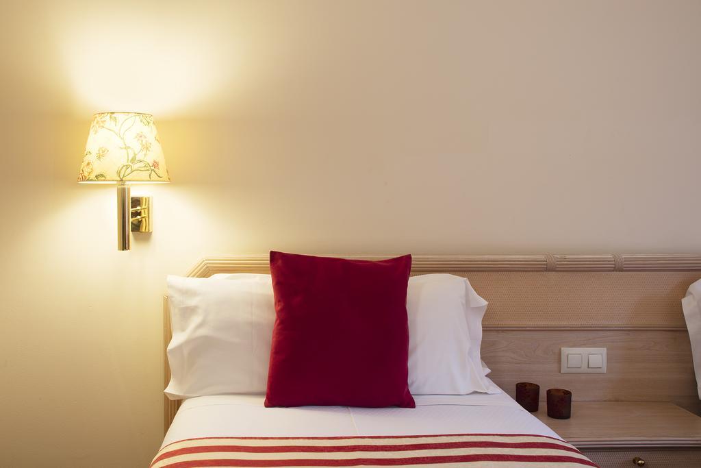 Luna Club Hotel Yoga & Spa 4Sup Malgrat de Mar Room photo